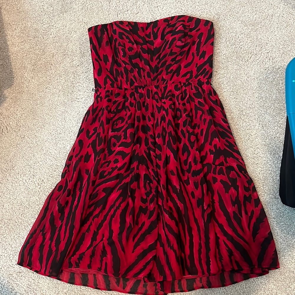White House Black Market Strapless Dress